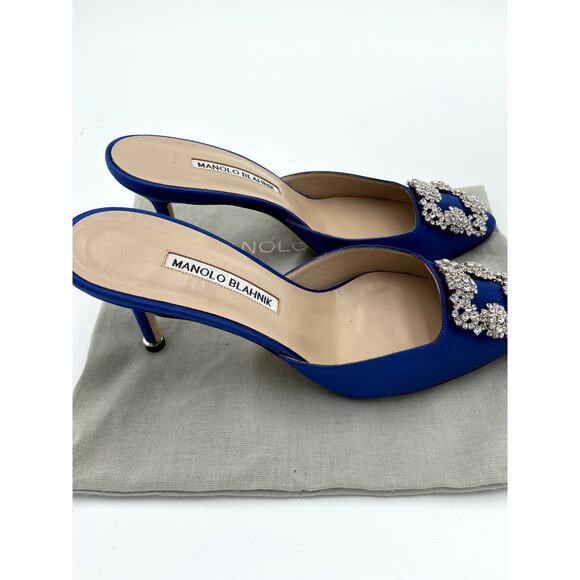 Manolo Blahnik Blue Satin Jewel Buckle Mules size 38 - Picture 12 of 13